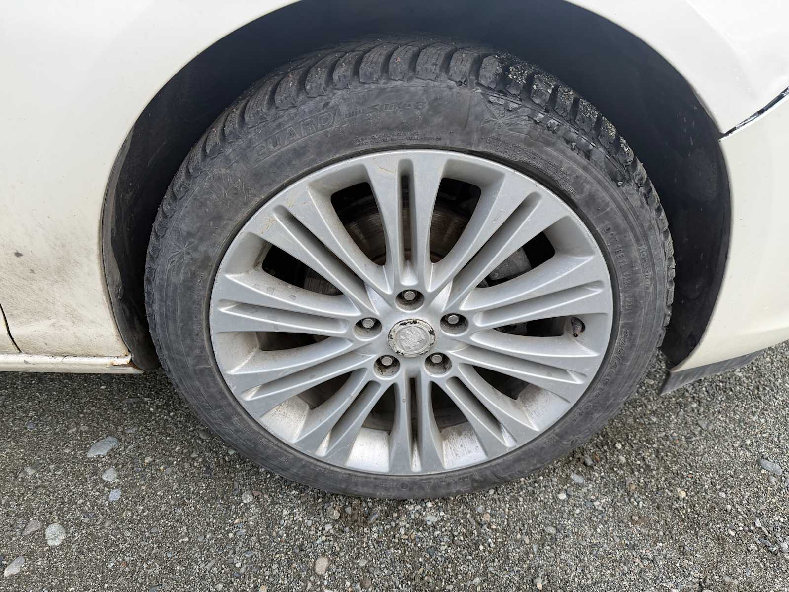 Thumbnail: 2013 Buick Verano - 13