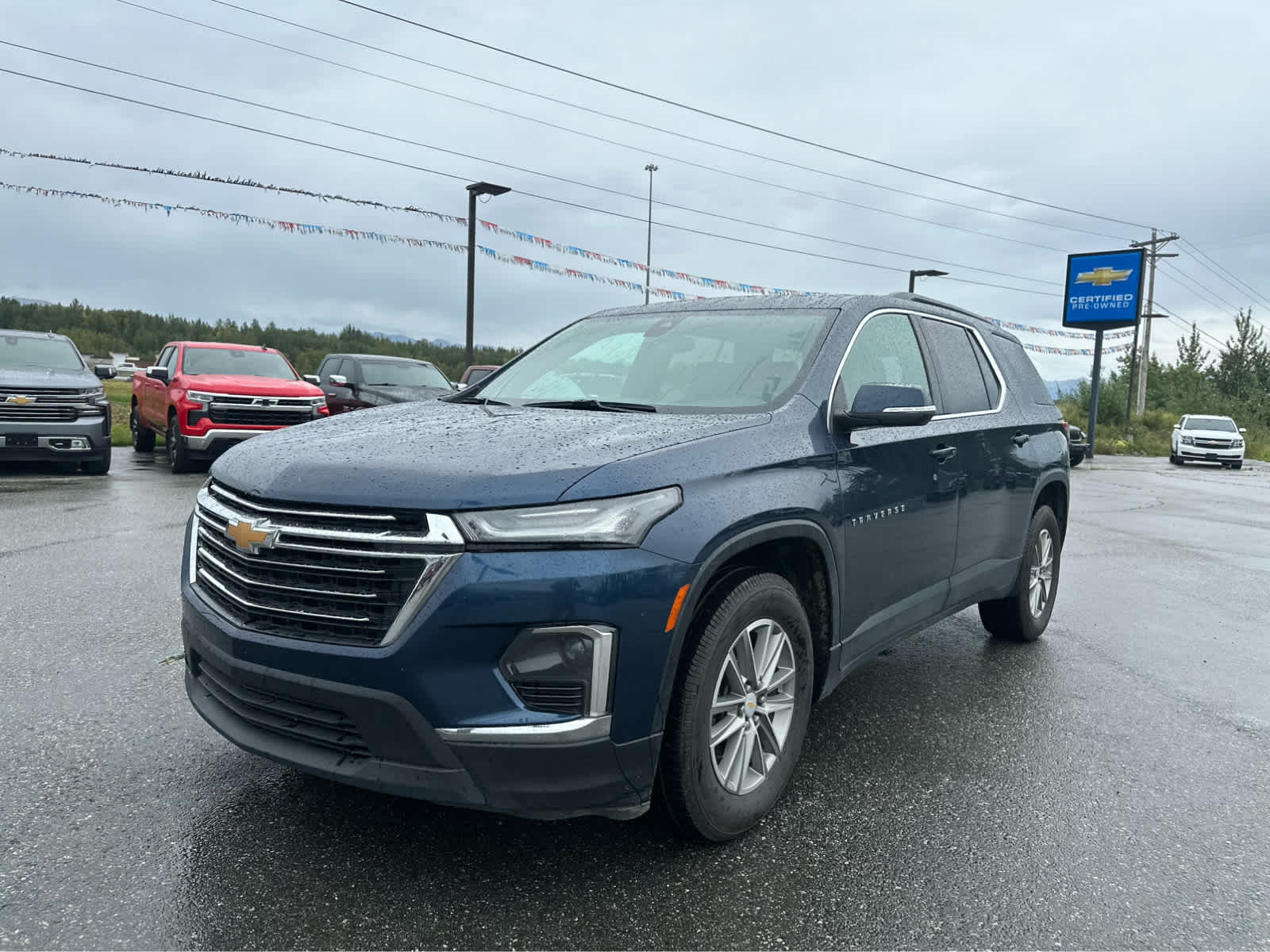 Thumbnail: 2023 Chevrolet Traverse - 3