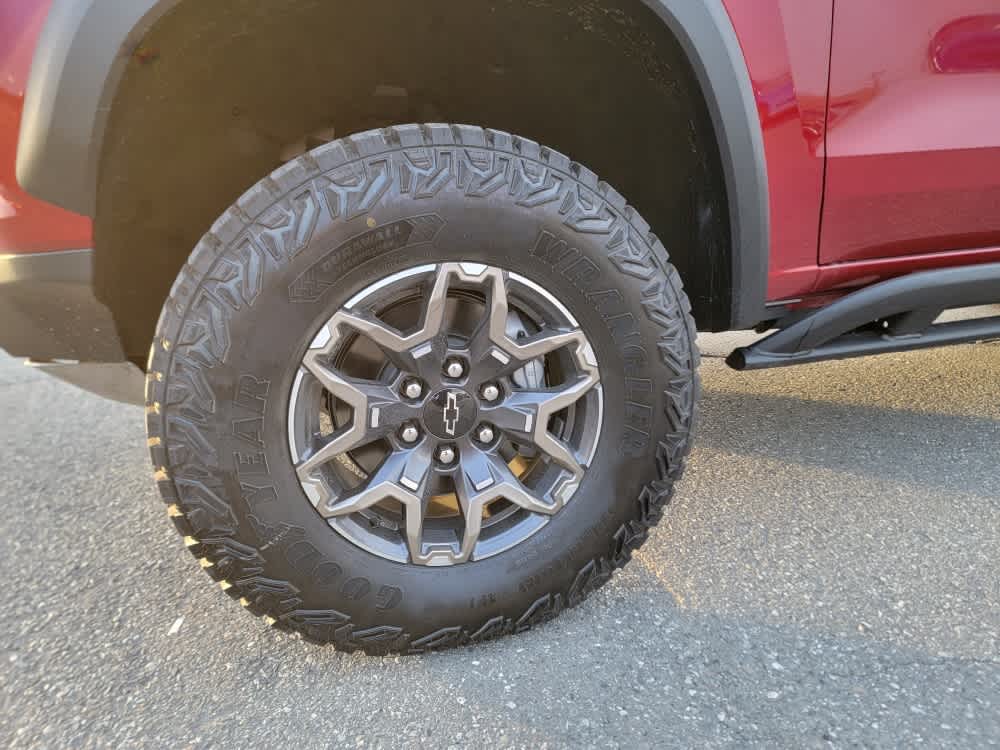 Thumbnail: 2026 Chevrolet Colorado - 9