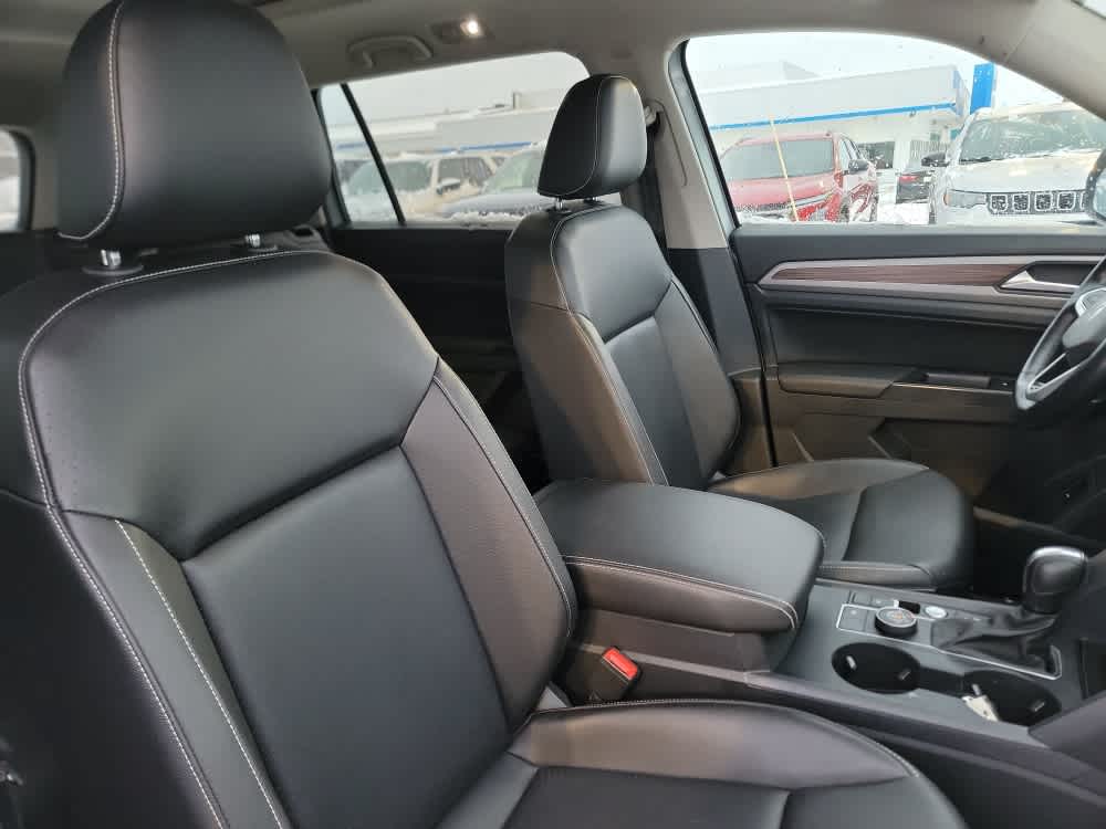 Thumbnail: 2021 Volkswagen Atlas - 18