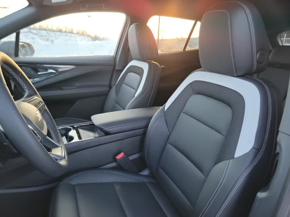 Thumbnail: 2026 Chevrolet Blazer EV - 12