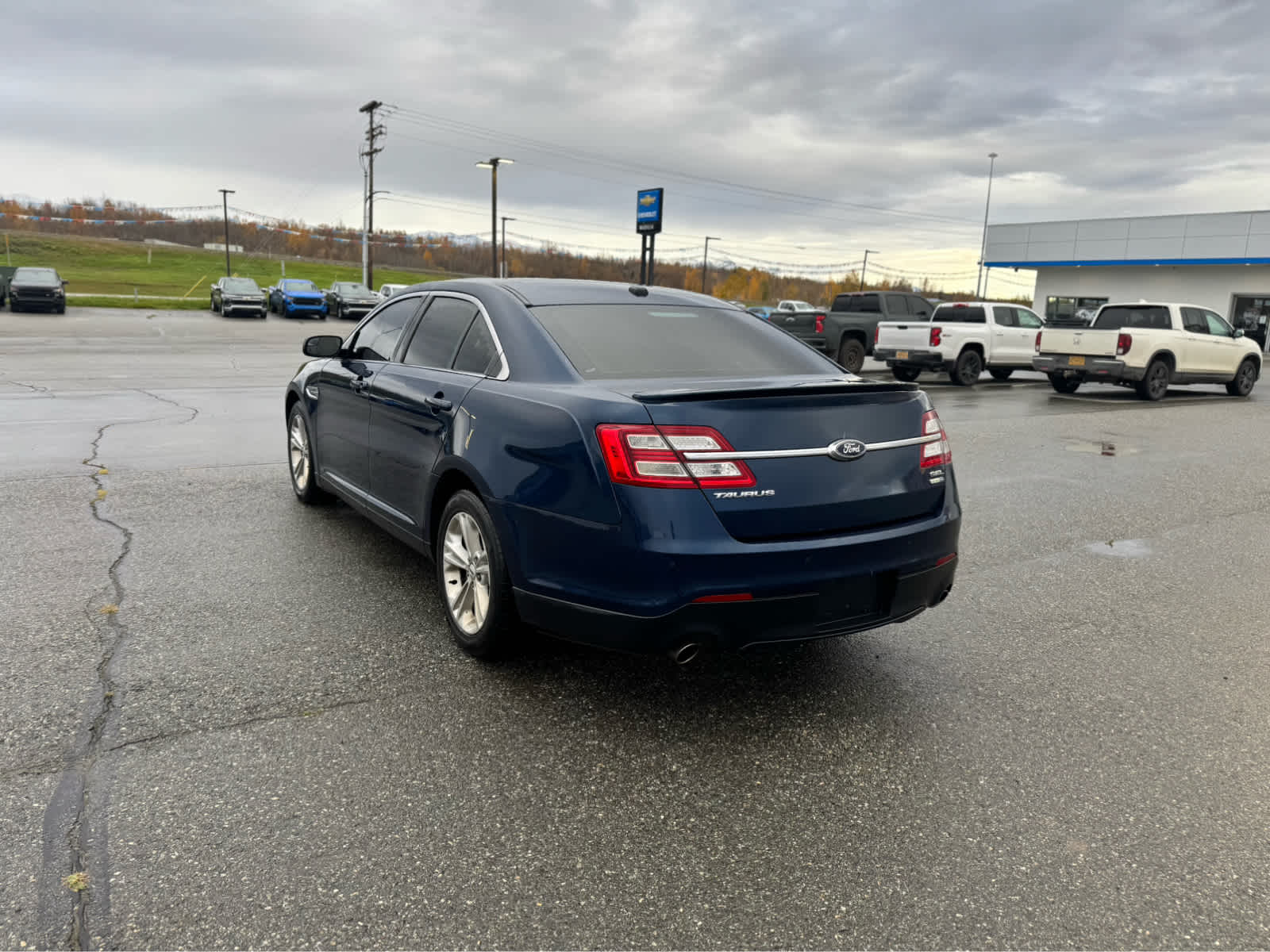 Thumbnail: 2017 Ford Taurus - 3