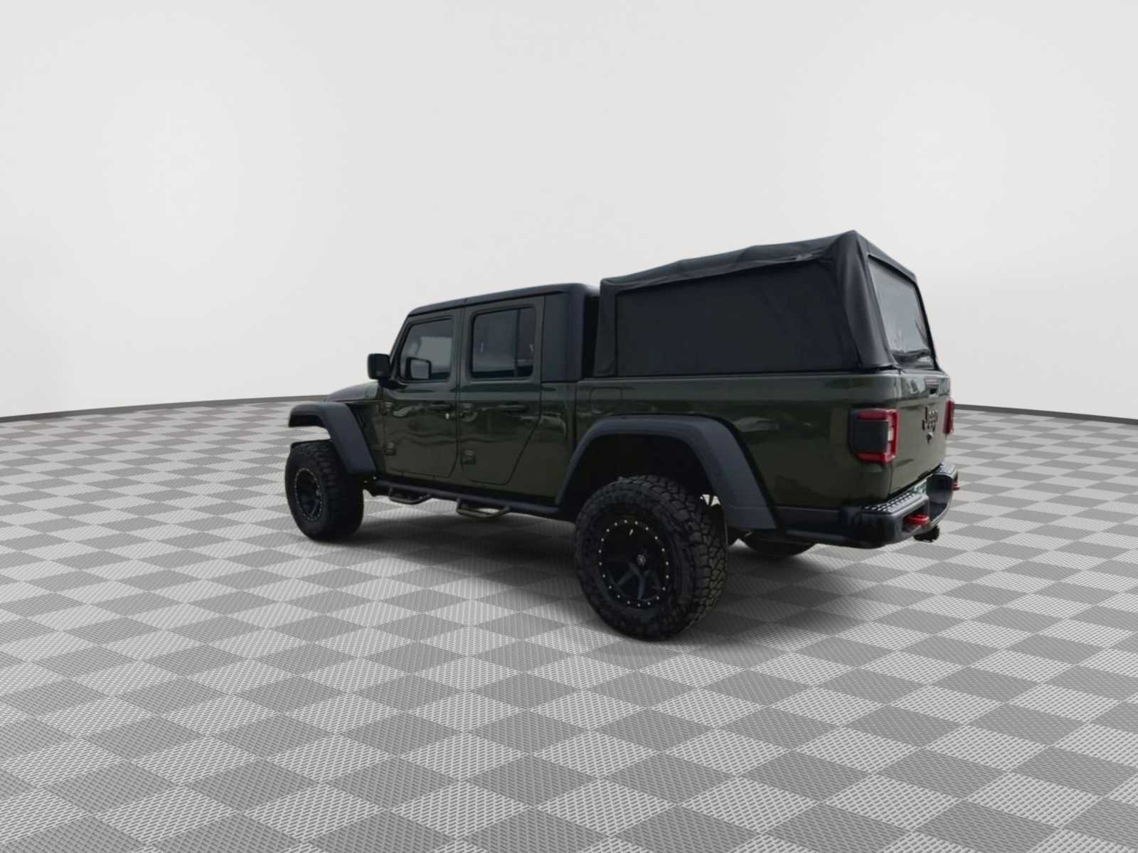 Thumbnail: 2021 Jeep Gladiator - 8