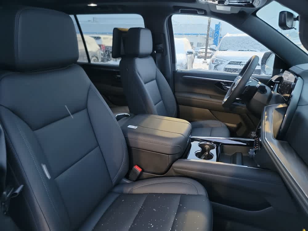 Thumbnail: 2026 Chevrolet Suburban - 21