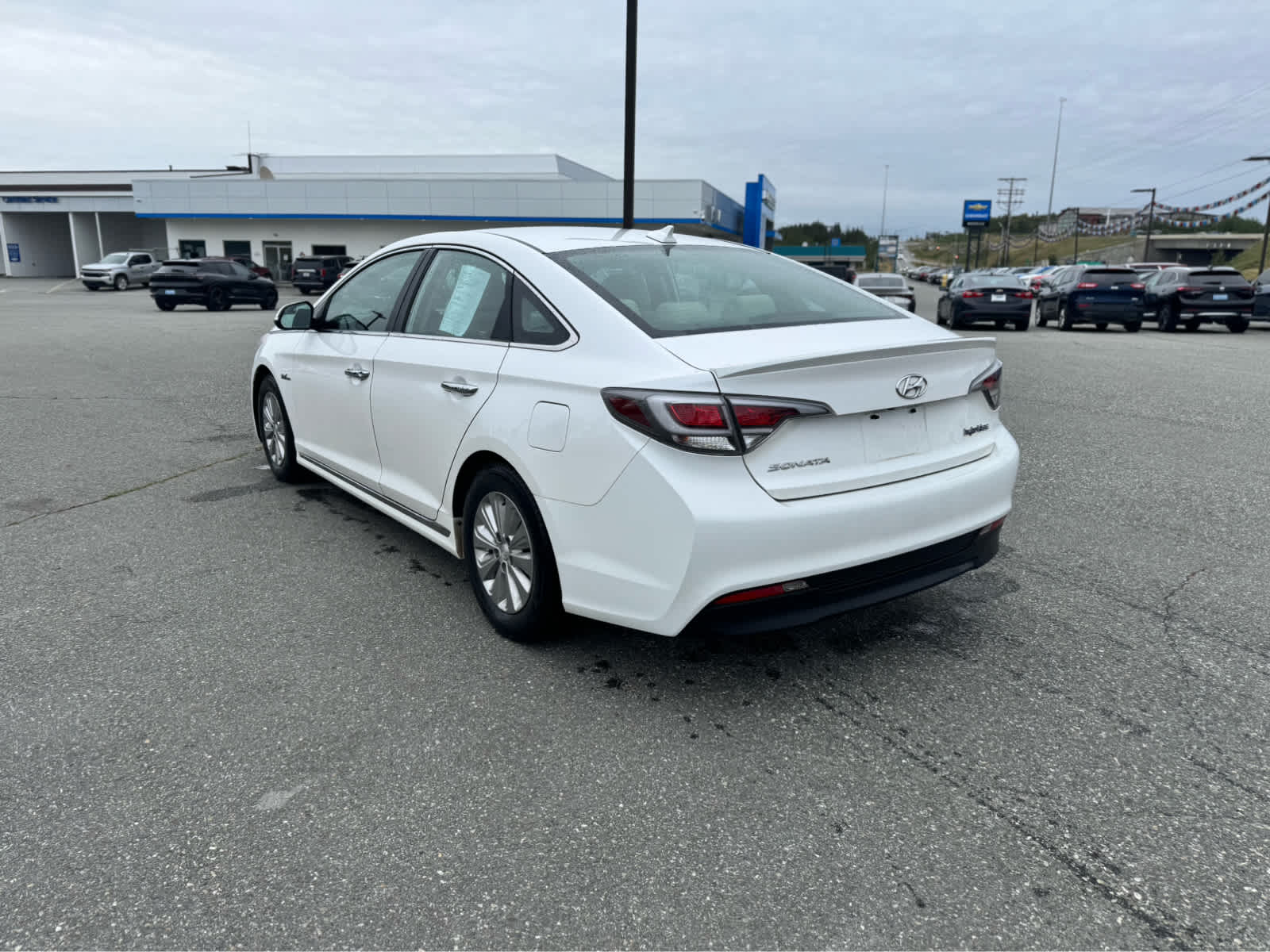 Thumbnail: 2016 Hyundai Sonata - 3