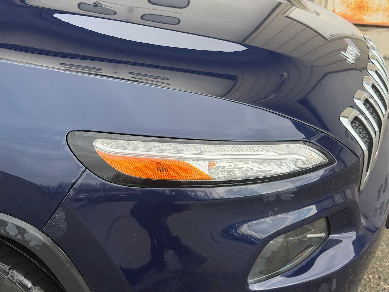 Thumbnail: 2016 Jeep Cherokee - 15