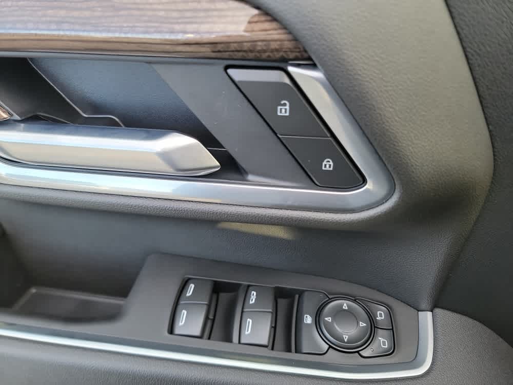 Thumbnail: 2026 Chevrolet Silverado 2500 - 10