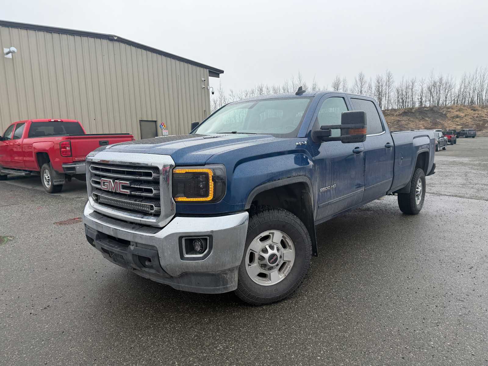 2015 GMC Sierra 4WD Crew Cab Short Box SLE's photo