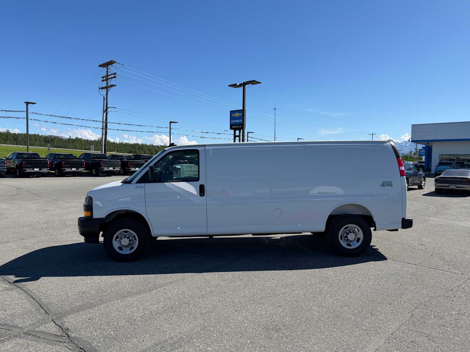 2025 Chevrolet Express Cargo Work Van - Photo 8
