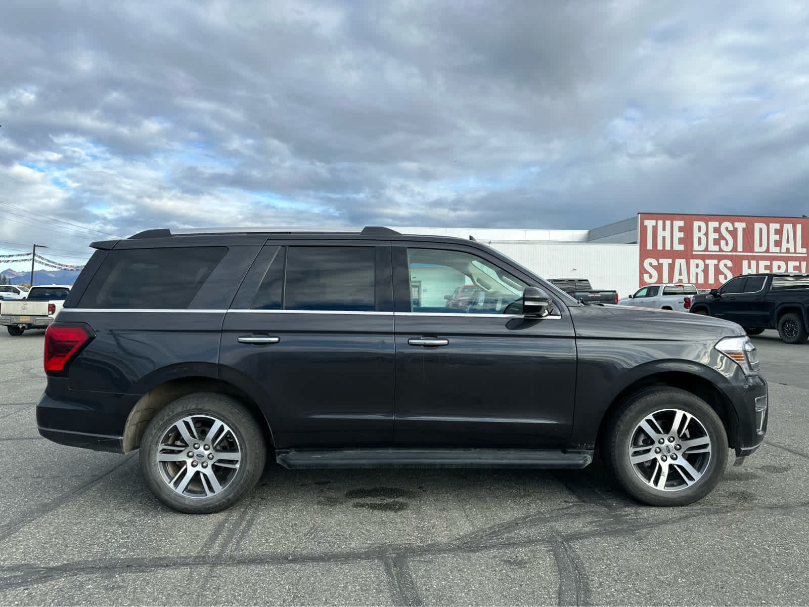 Thumbnail: 2024 Ford Expedition - 7