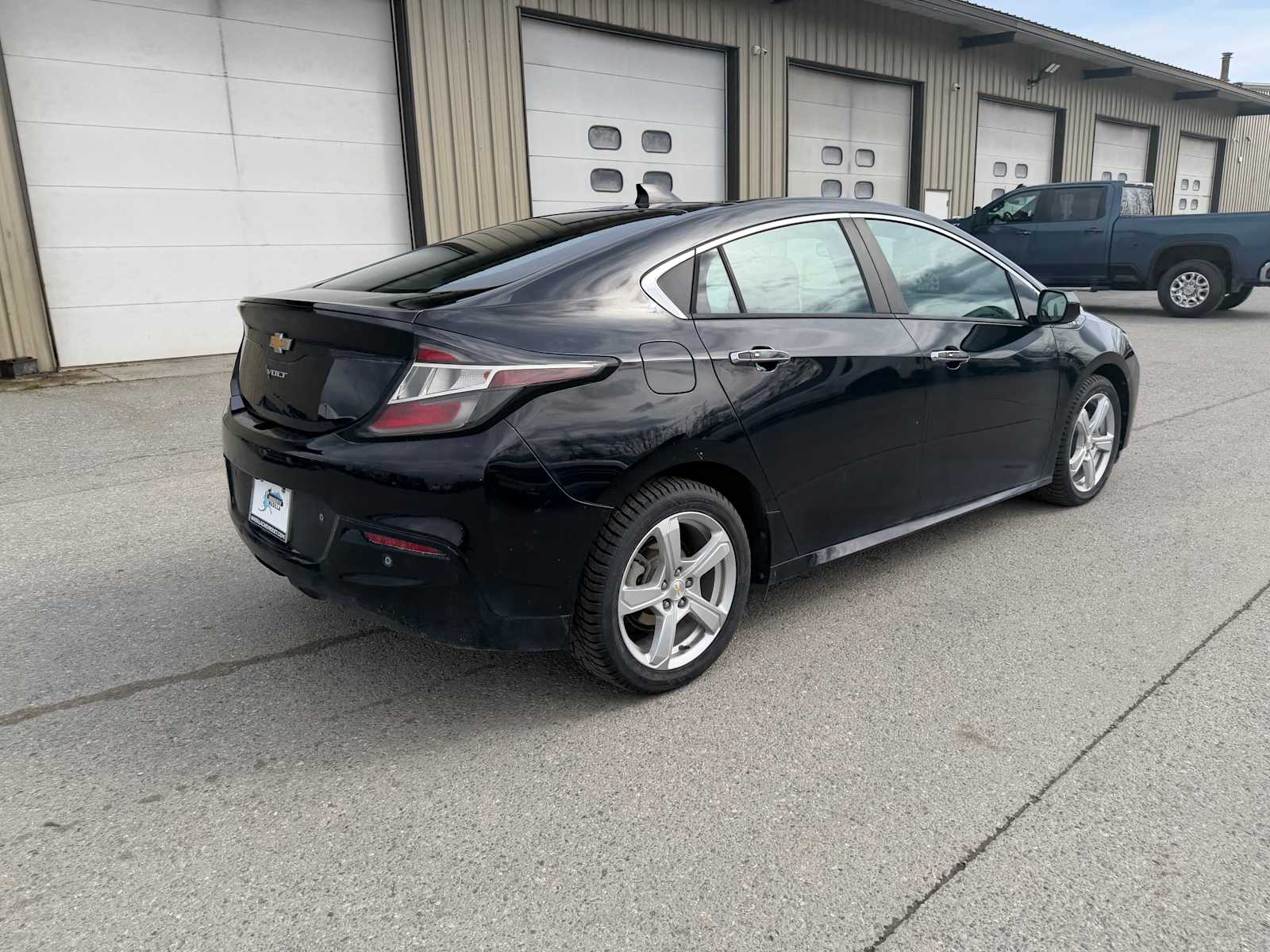 Thumbnail: 2018 Chevrolet Volt - 7