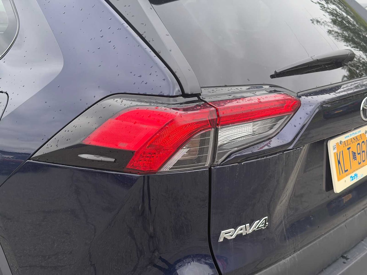 2024 Toyota RAV4 XLE - Image 11