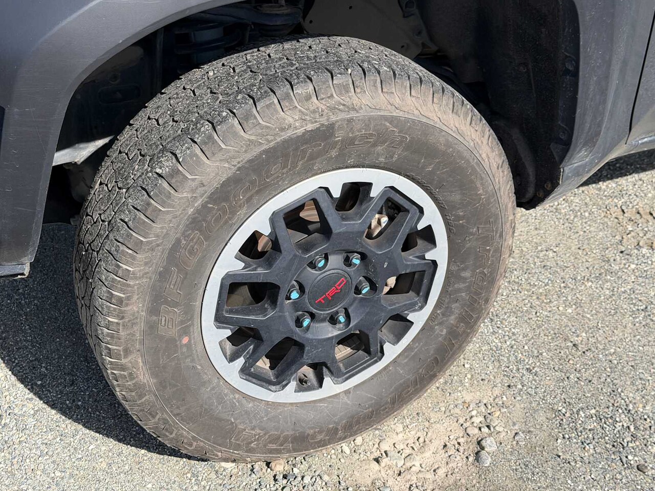 2024 Toyota Tacoma 4WD SR5 - Image 12