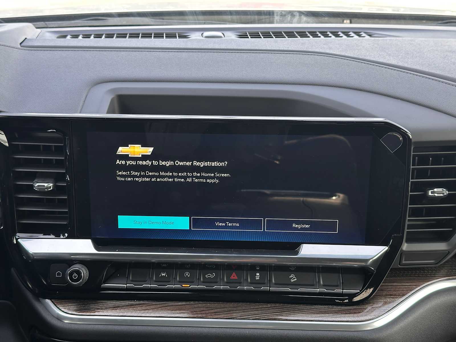 Thumbnail: 2026 Chevrolet Silverado 1500 - 19