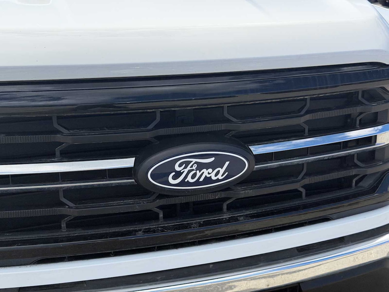 2025 Ford F-150 XLT - Image 17