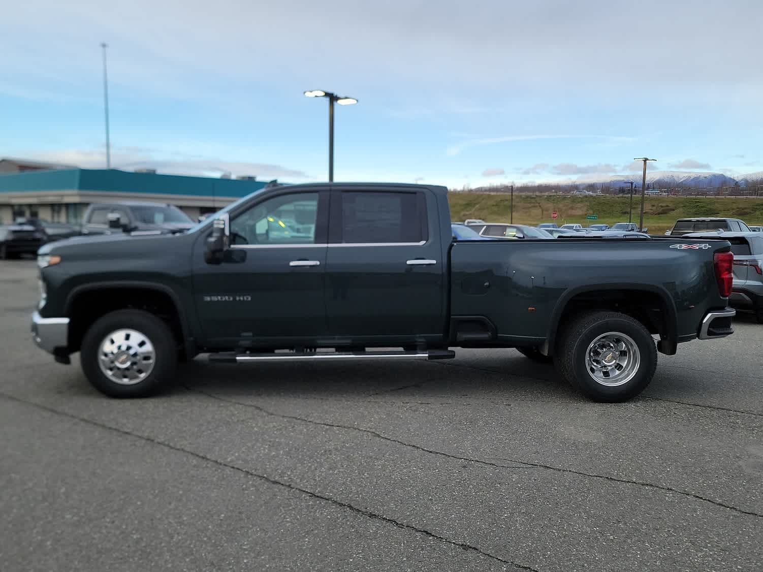 Thumbnail: 2026 Chevrolet Silverado 3500 - 2