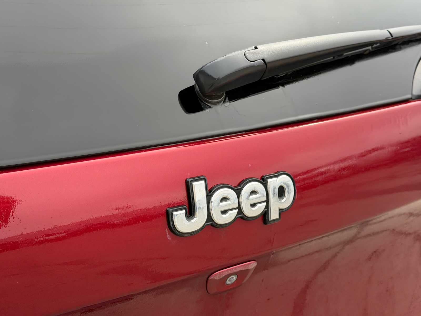 Thumbnail: 2015 Jeep Cherokee - 23