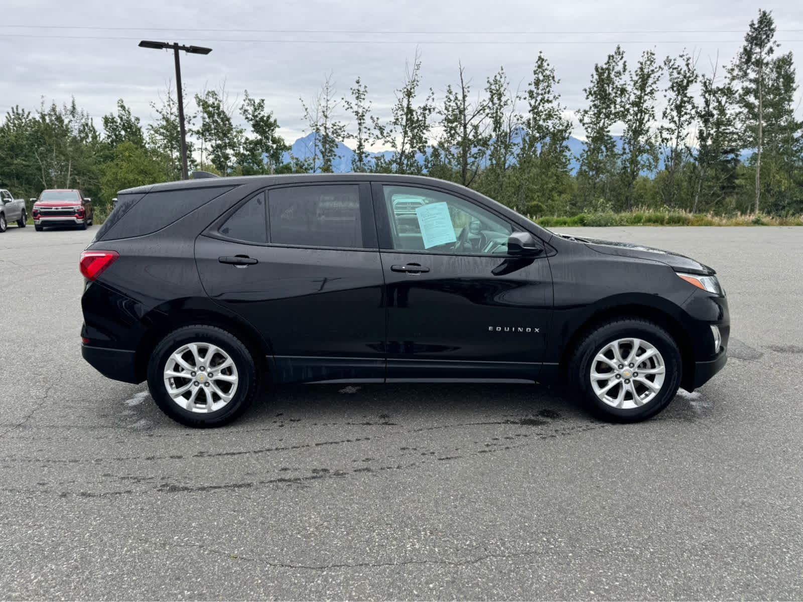 Thumbnail: 2020 Chevrolet Equinox - 6