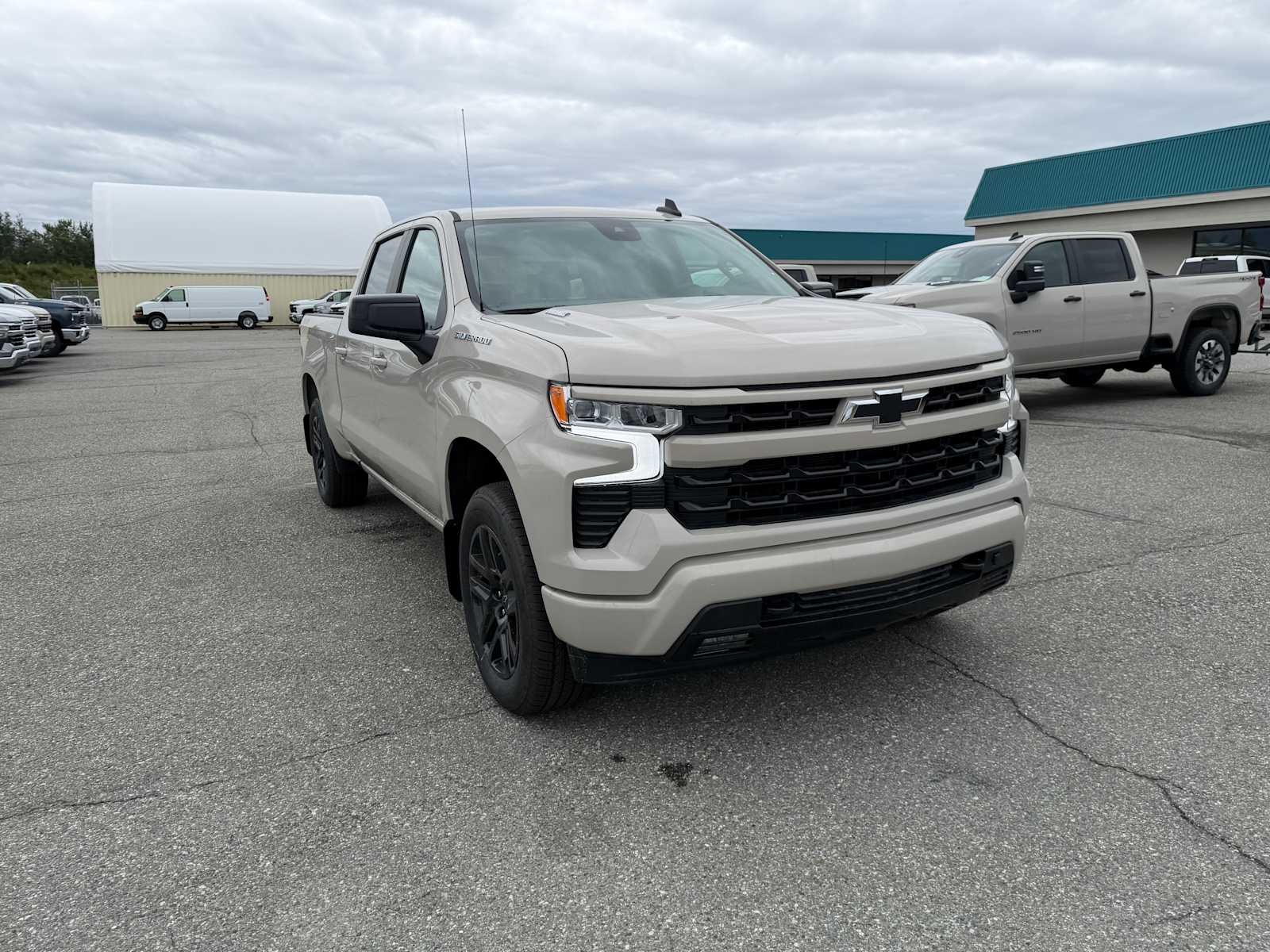 Thumbnail: 2026 Chevrolet Silverado 1500 - 11