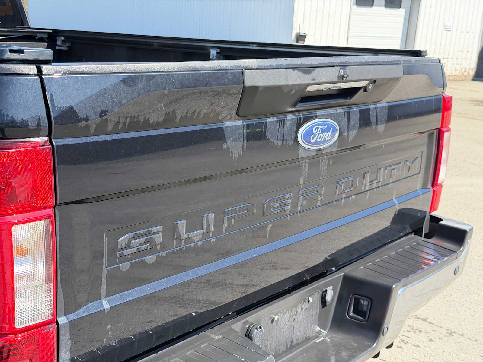 Thumbnail: 2020 Ford F-350 - 23