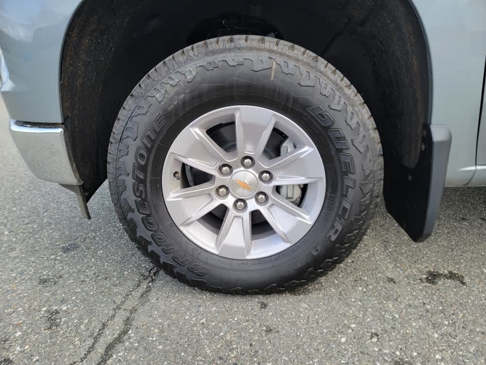 Thumbnail: 2026 Chevrolet Silverado 1500 - 9