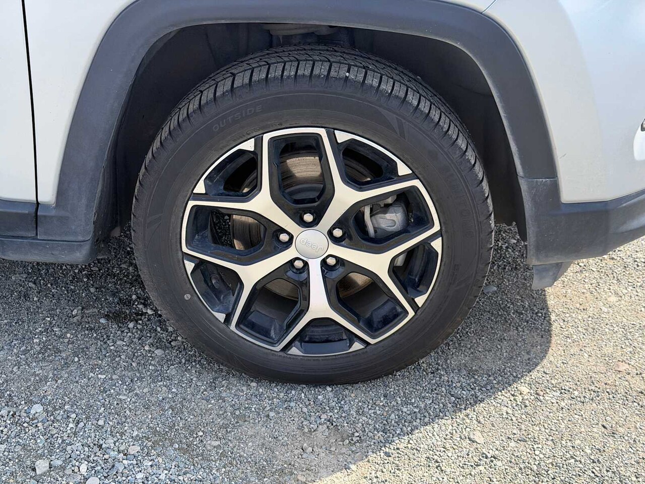 2024 Jeep Compass Limited - Image 17