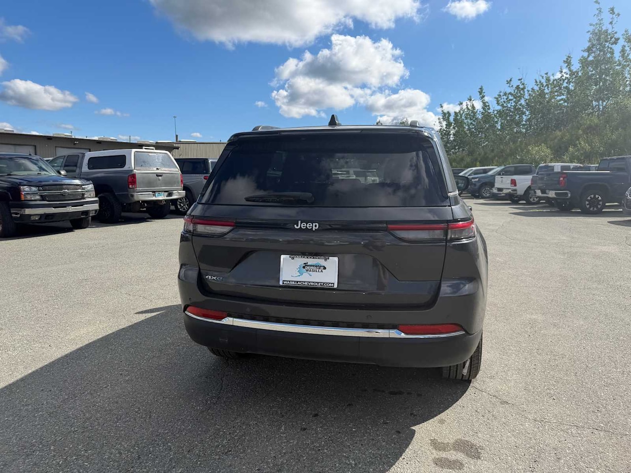 2024 Jeep Grand Cherokee 4xe - Image 8