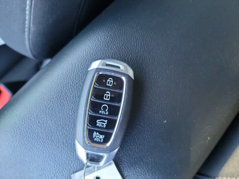 Thumbnail: 2023 Hyundai Elantra - 22