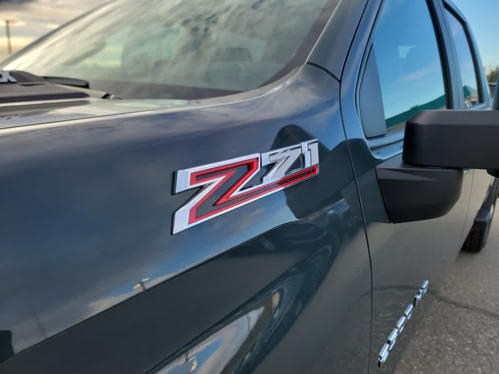 Thumbnail: 2026 Chevrolet Silverado 2500 - 23