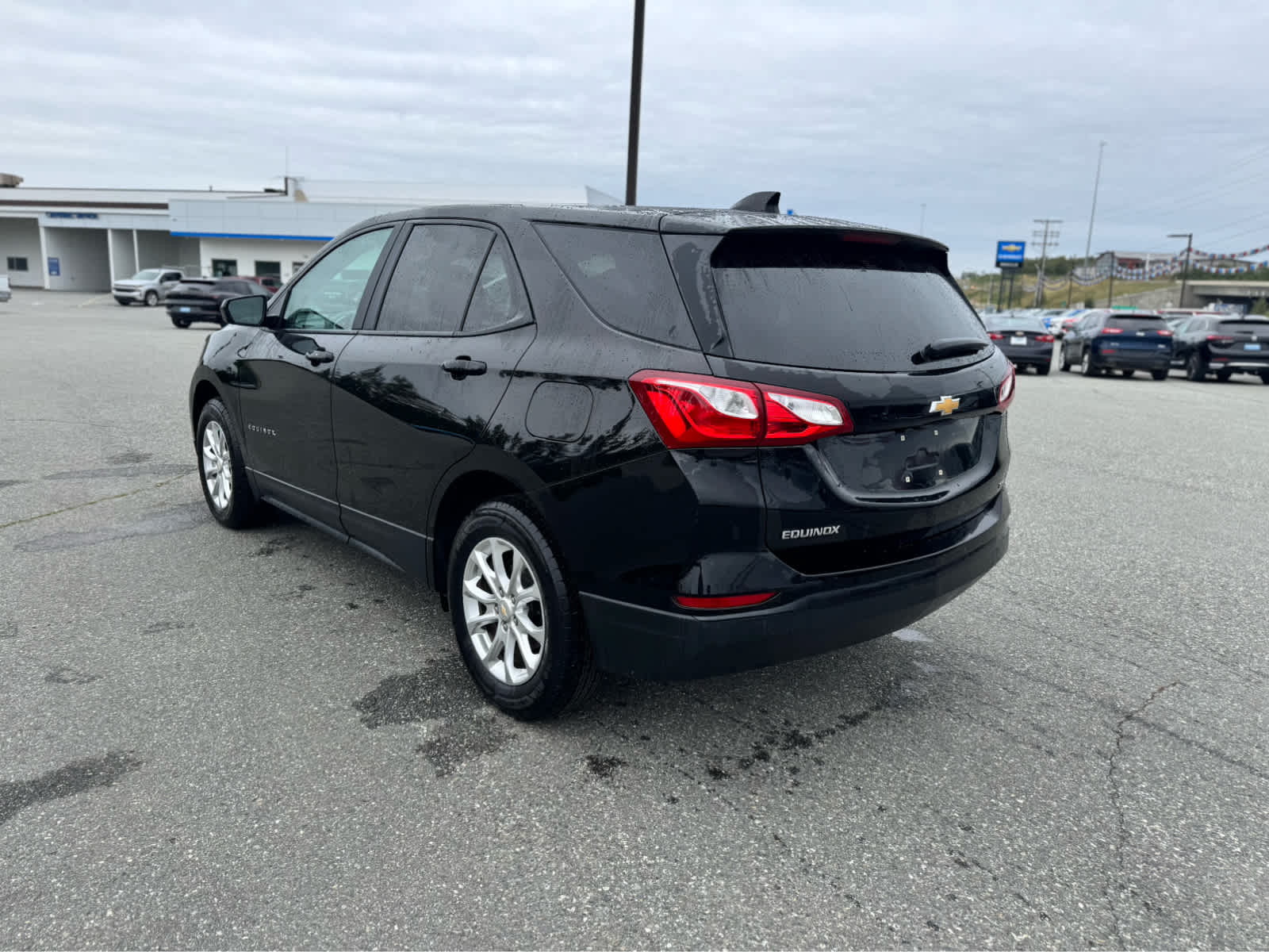Thumbnail: 2020 Chevrolet Equinox - 3