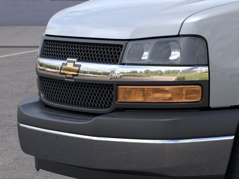 Thumbnail: 2025 Chevrolet Express - 13
