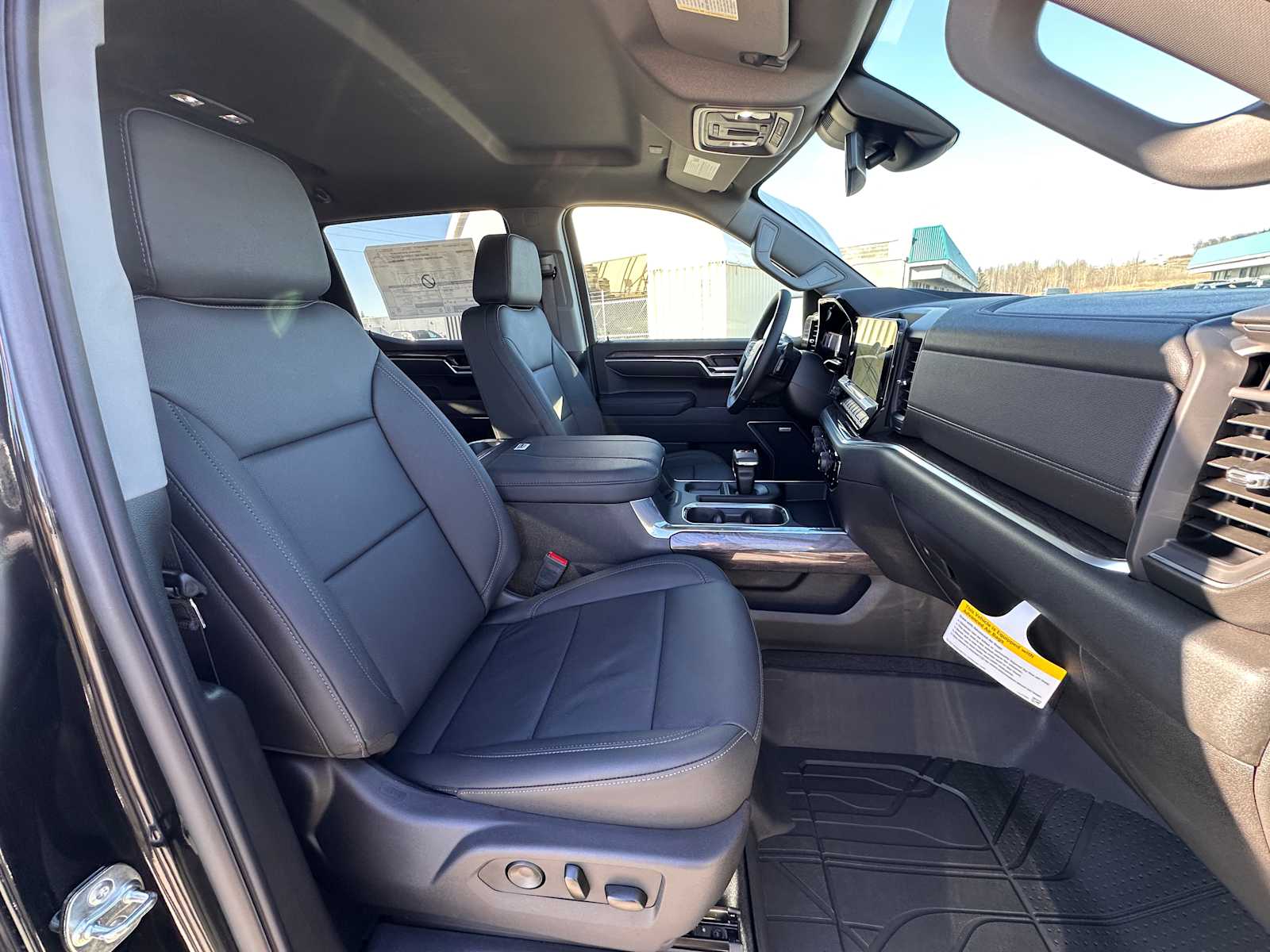 Thumbnail: 2026 Chevrolet Silverado 1500 - 23