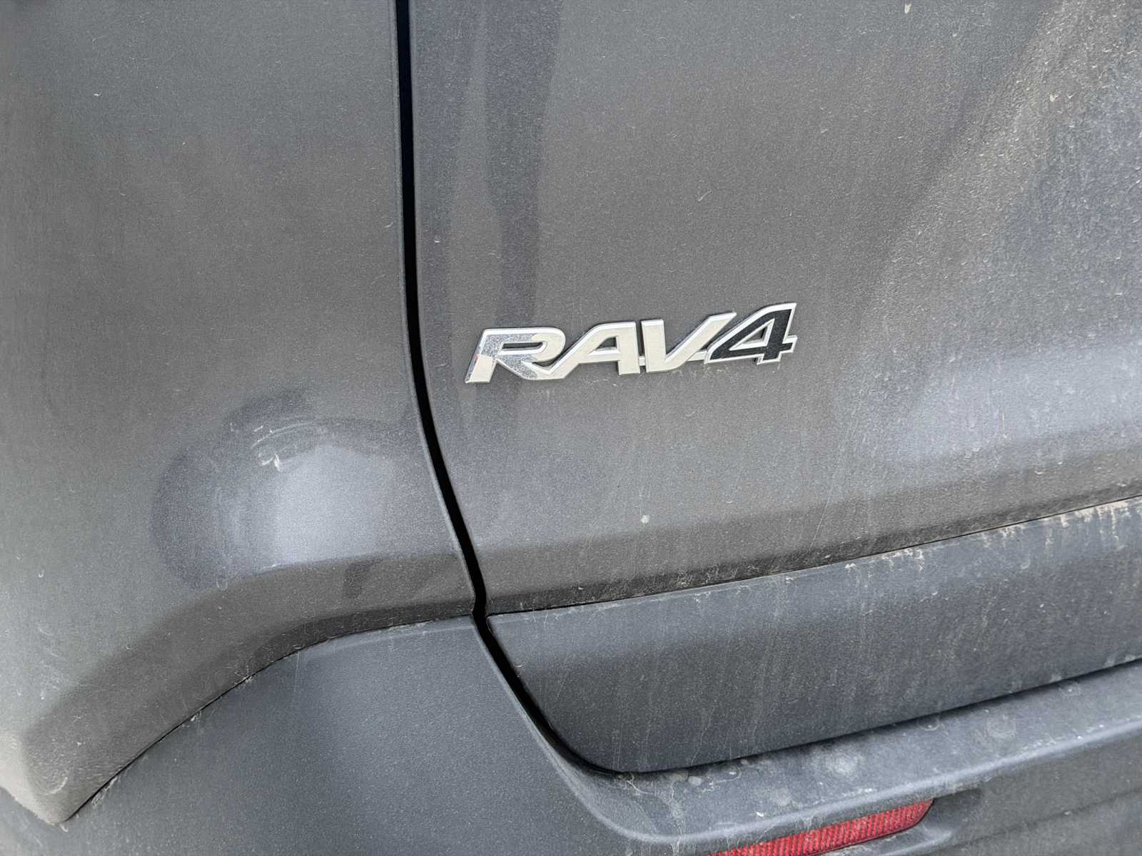 Thumbnail: 2021 Toyota RAV4 - 20