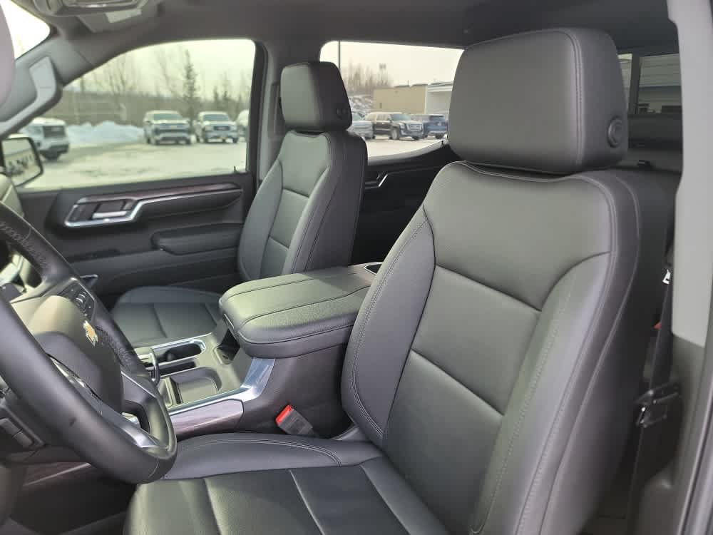 Thumbnail: 2023 Chevrolet Silverado 1500 - 12