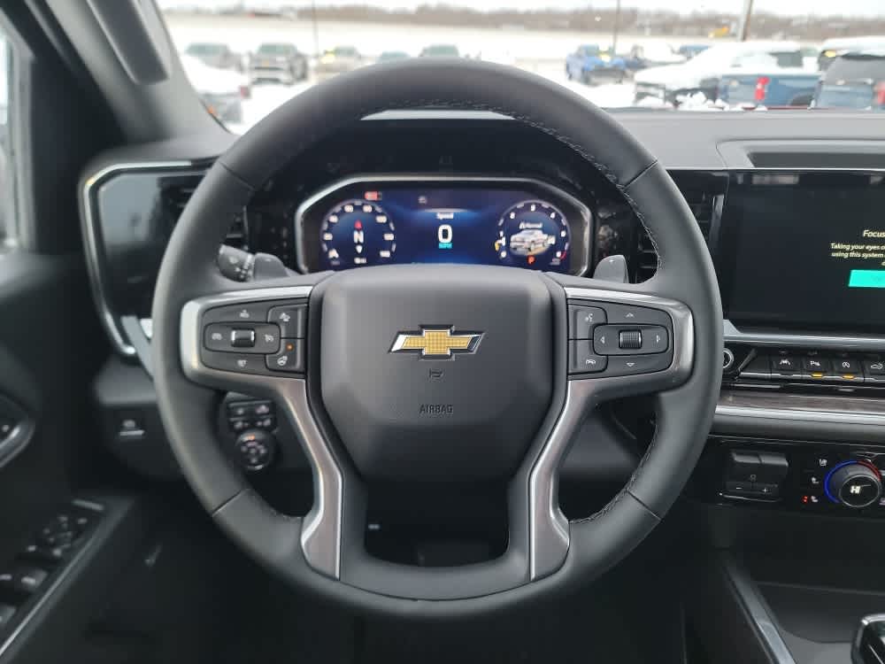 Thumbnail: 2026 Chevrolet Silverado 1500 - 13