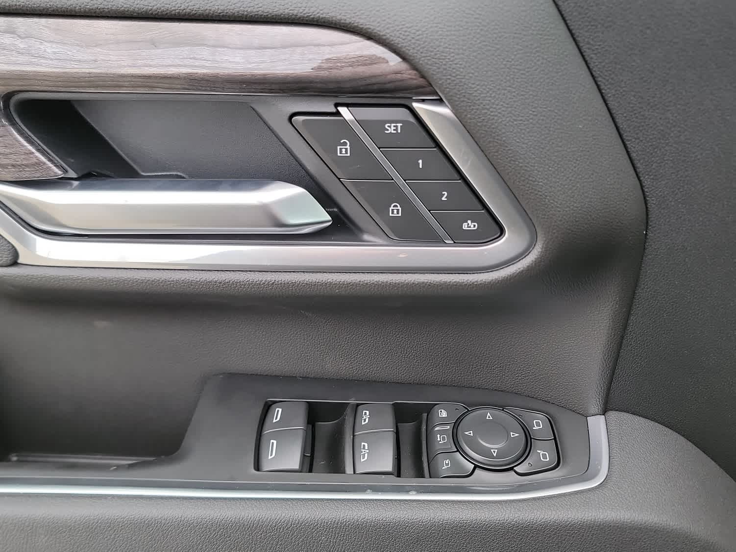 Thumbnail: 2026 Chevrolet Silverado 3500 - 10