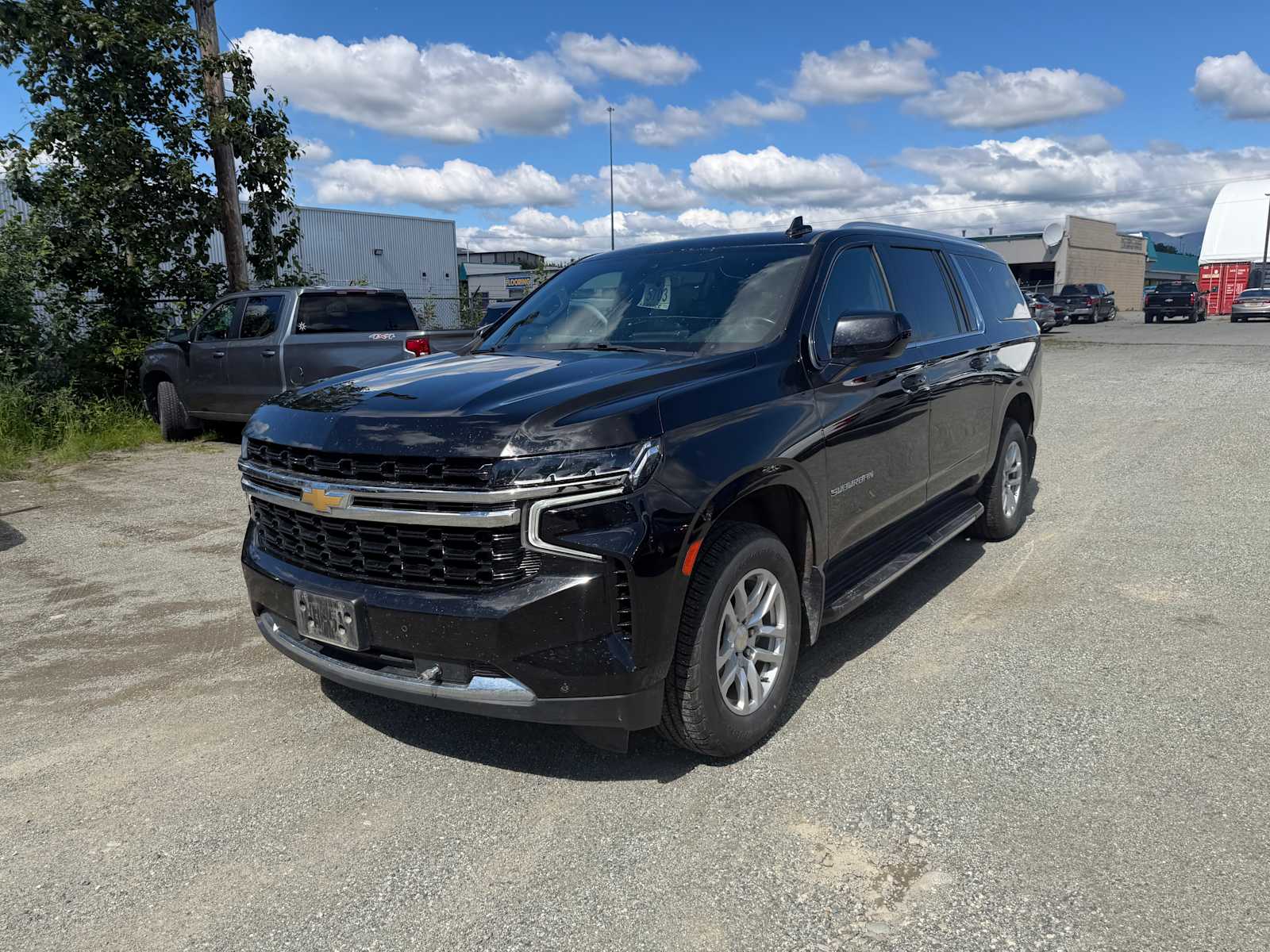 Thumbnail: 2021 Chevrolet Suburban - 3