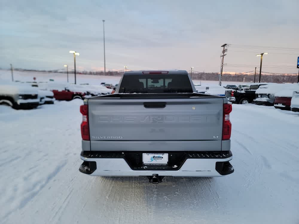 Thumbnail: 2026 Chevrolet Silverado 1500 - 4