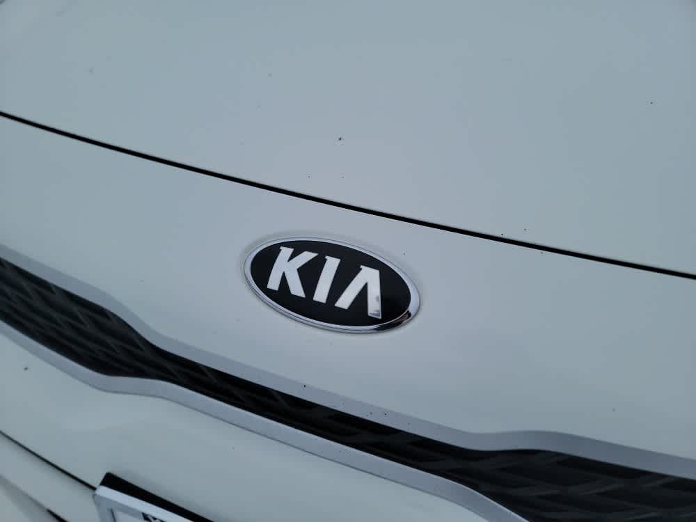 Thumbnail: 2020 Kia Rio - 23