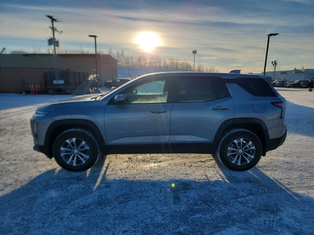 Thumbnail: 2026 Chevrolet Equinox - 2