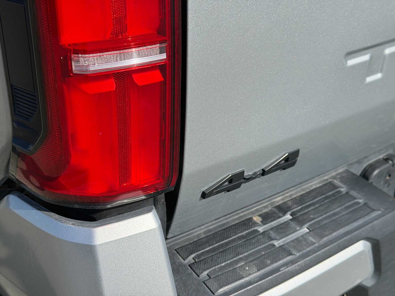 2024 Toyota Tacoma 4WD SR5 - Image 23
