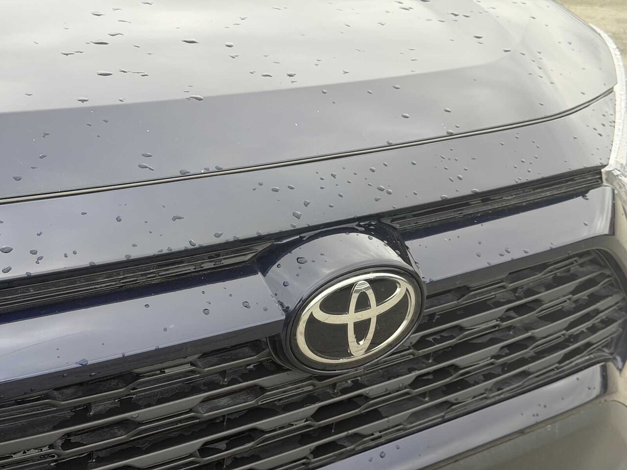 2024 Toyota RAV4 XLE - Image 16