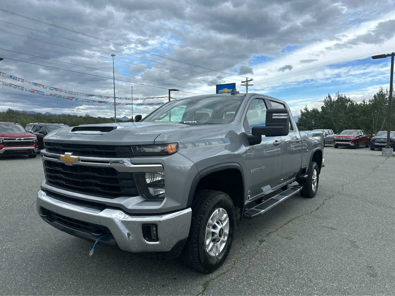 2024 Chevrolet Silverado 2500HD LT photo 3