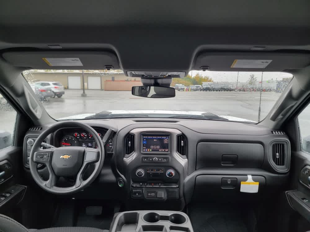 Thumbnail: 2025 Chevrolet Silverado 3500 - 23