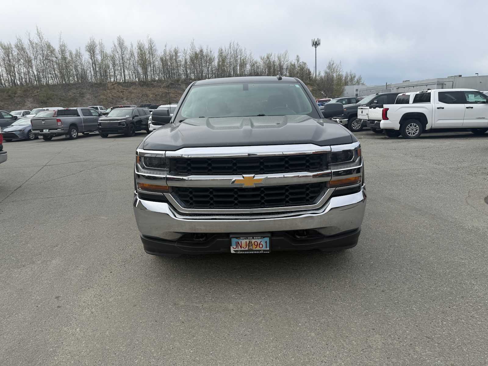 Thumbnail: 2017 Chevrolet Silverado 1500 - 4