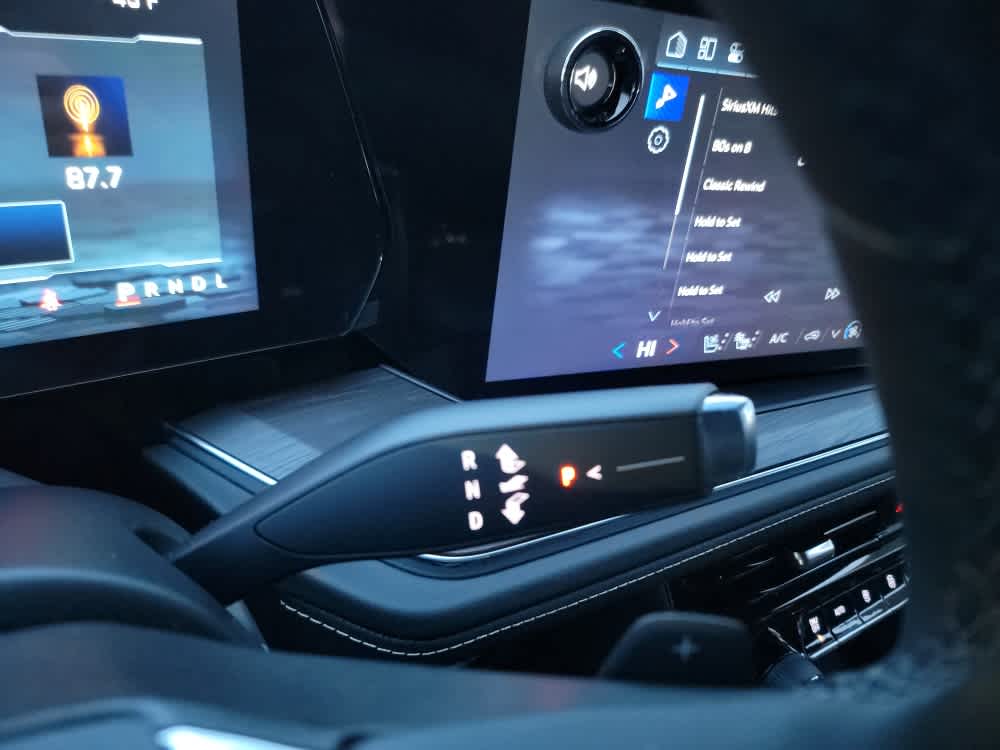 Thumbnail: 2026 Chevrolet Tahoe - 15