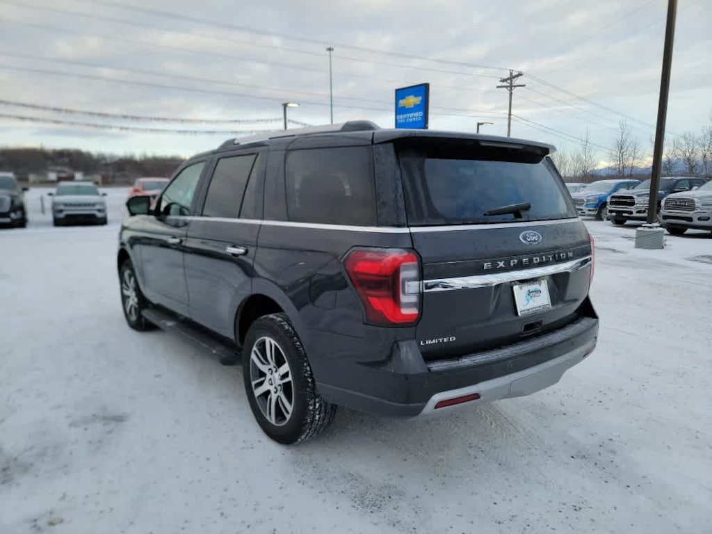 Used 2024 Ford Expedition Limited