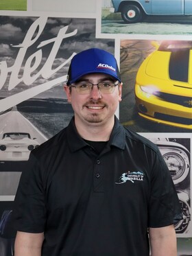 Staff member Mark Fowler from ID_c0f7c0493e8c