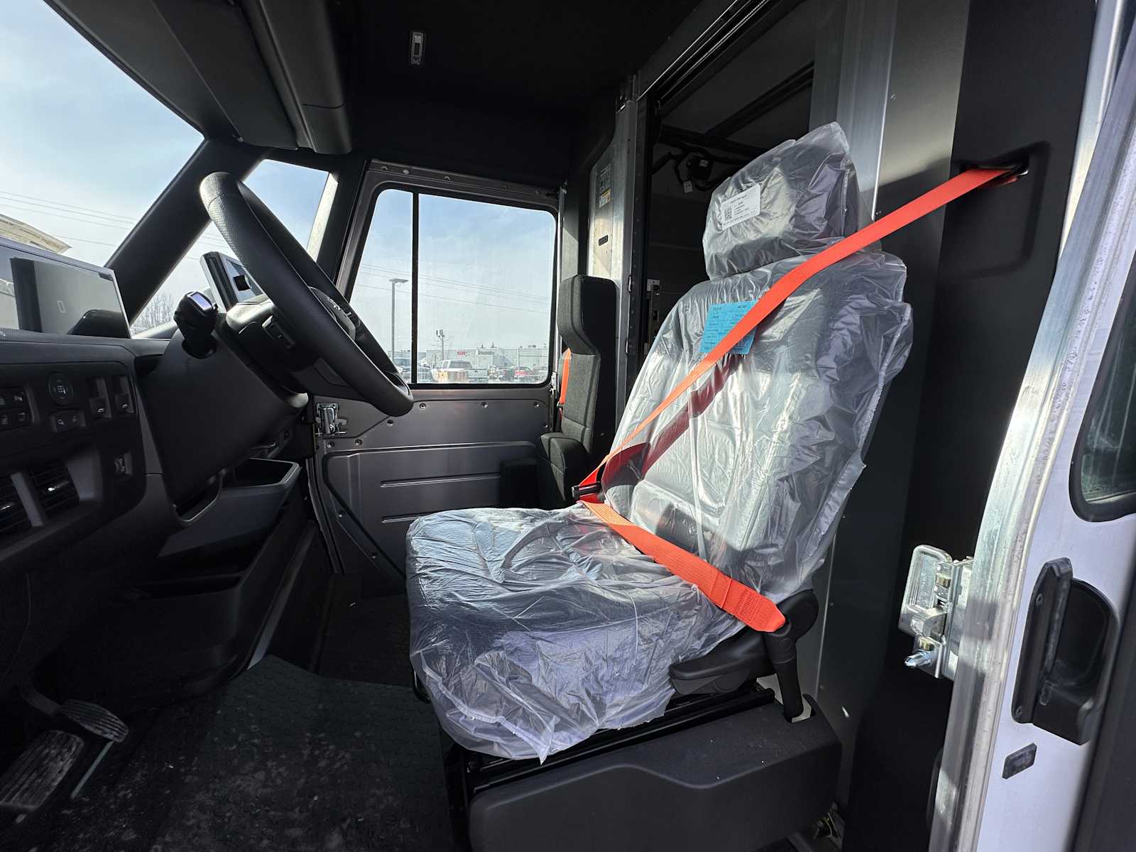 Thumbnail: 2025 Chevrolet BrightDrop - 7