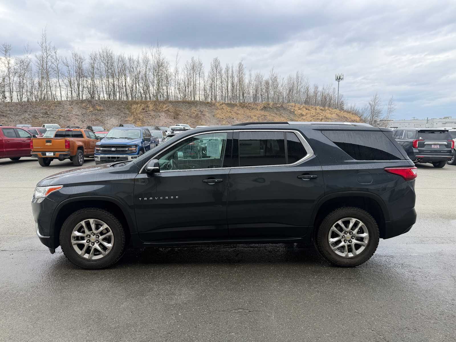 Used 2018 Chevrolet Traverse 1LT with VIN 1GNEVGKW6JJ264828 for sale in Wasilla, AK
